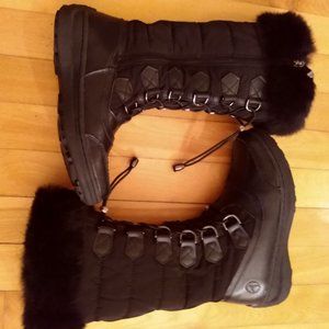 Artica Browns women's waterproof boots, size 7, New